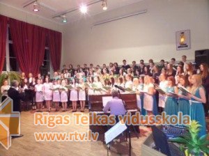 "Gatavojoties Latvijas skolu jaunatnes XI Dziesmu svētkiem"