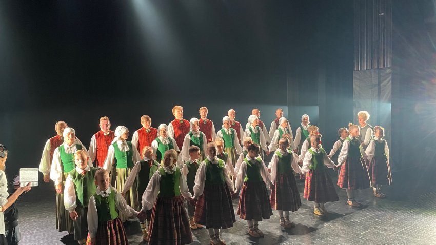 "Svētki ir tur, kur esam mēs!"