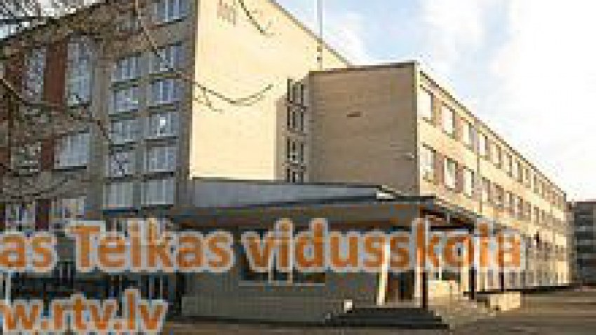 Rīgas Teikas vidusskolas un Rīgas 25. vidusskolas Skolēnu parlamentu tikšanās