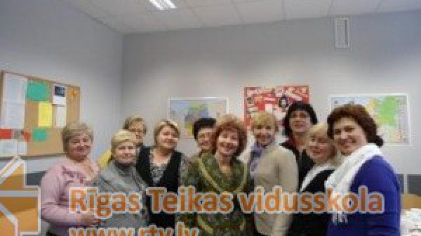 Skolotāju un izglītības darbinieku delegācija no Maskavas Rīgas Teikas vidusskolā